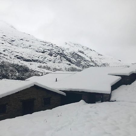 A Barreira -Lar Da Cima- Leilighet Folgoso do Courel Eksteriør bilde